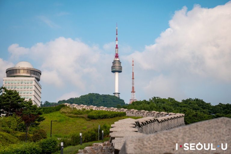 NAMSAN TOWER IN SEOUL – ULTIMATE GUIDE [KOREA]