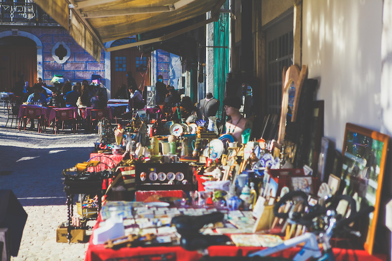 Feira da ladra flea market