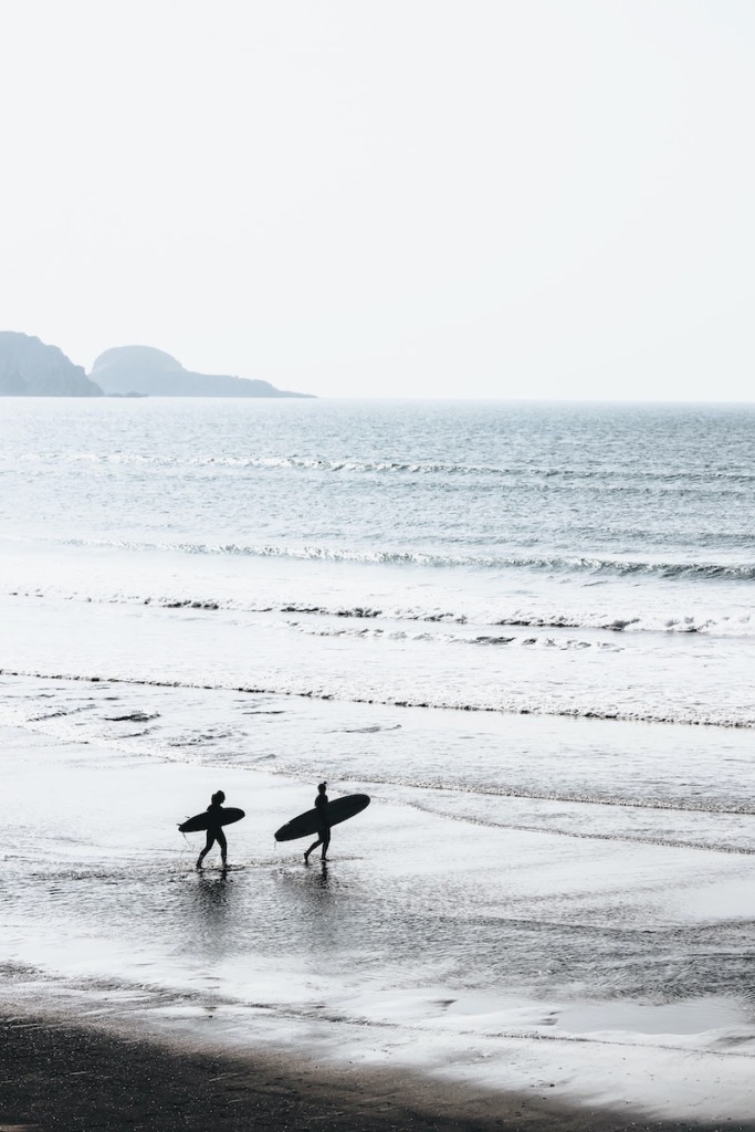 surfing in Da Nang