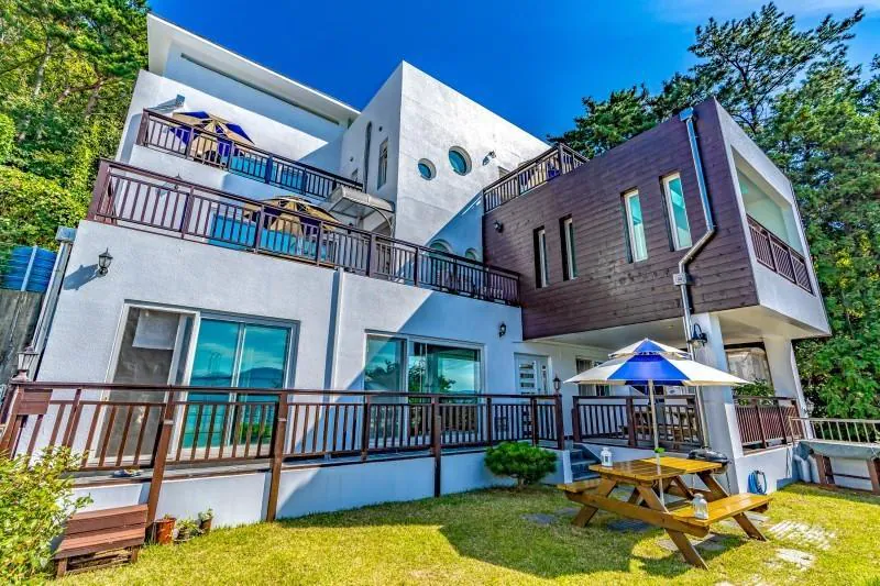 Geojedo Blue Beach Pension, one of the best hotels in Geoje