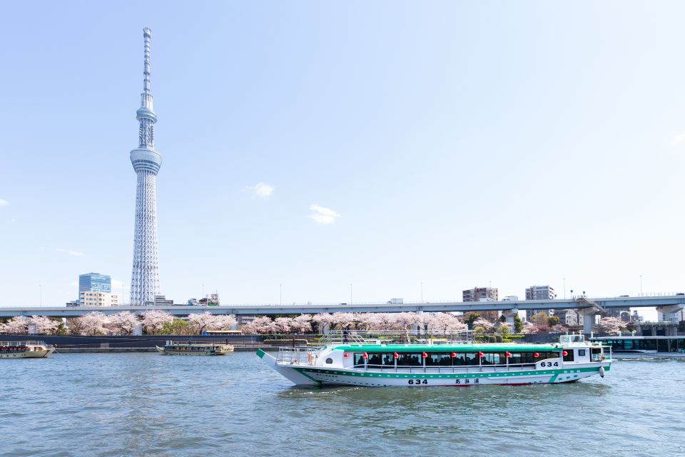 Fun thing to do in Asakusa: Sumida river tour
