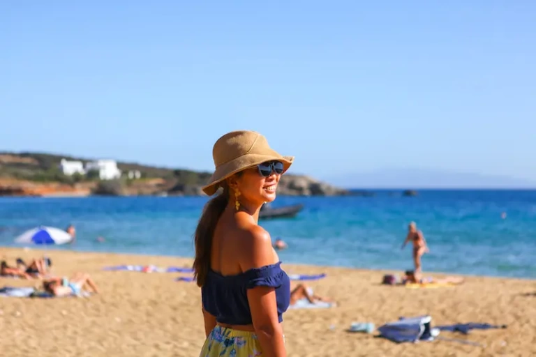 10 MOST BEAUTIFUL BEACHES IN PAROS GREECE