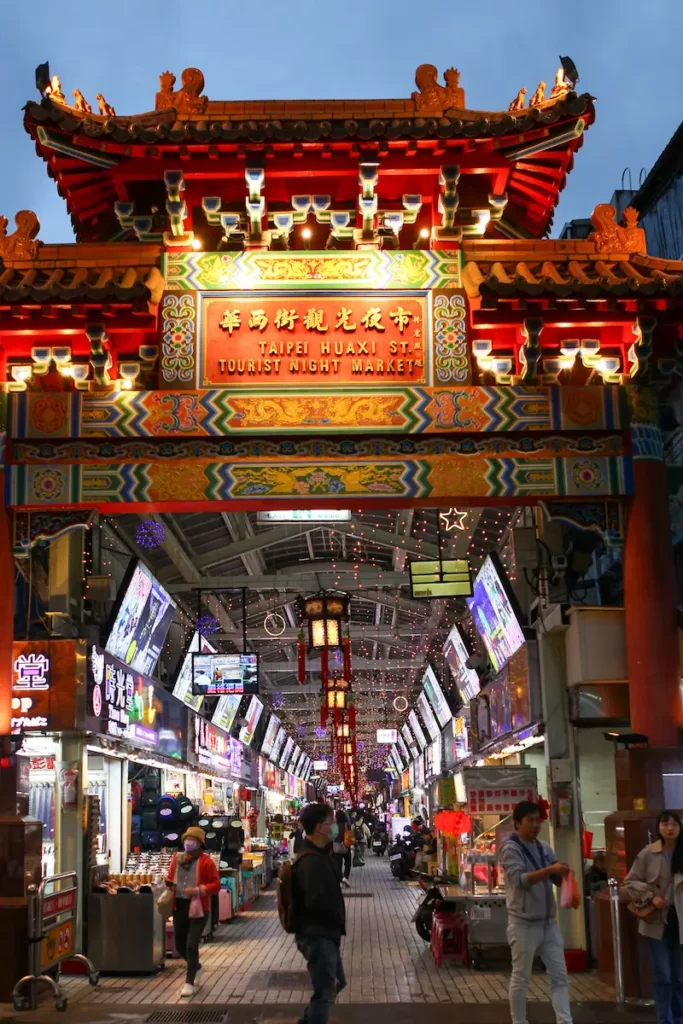 Huaxi Street Night Market in Taipei