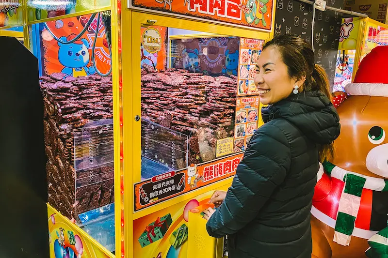 Claw Vending Machine in Taipei