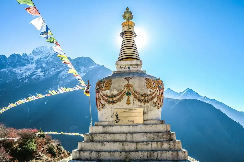 Stupa in front of Mount Everest