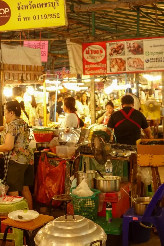 Food market at Khlong Lat Mayom-Floating Market in Bangkok